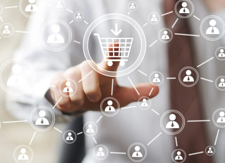 "Buy button": il pulsante "compra" è la sfida più dura per Facebook, Google e Twitter