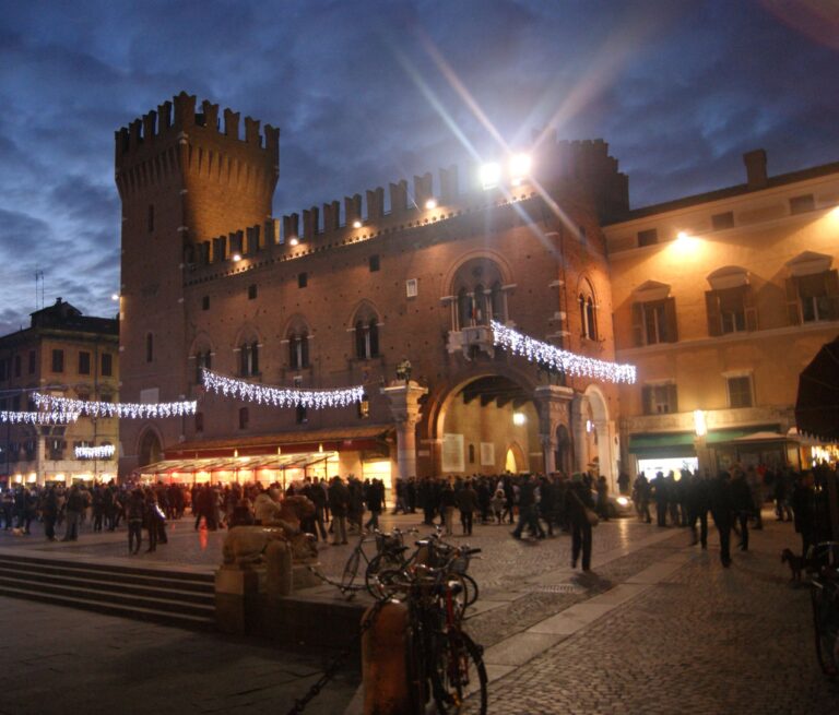 Ferrara, parcheggi senza code e totalmente automatici con RFID e internet of things
