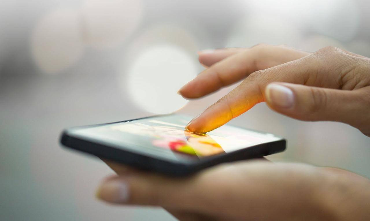 mobile-advertising-pubblicita-150617151444