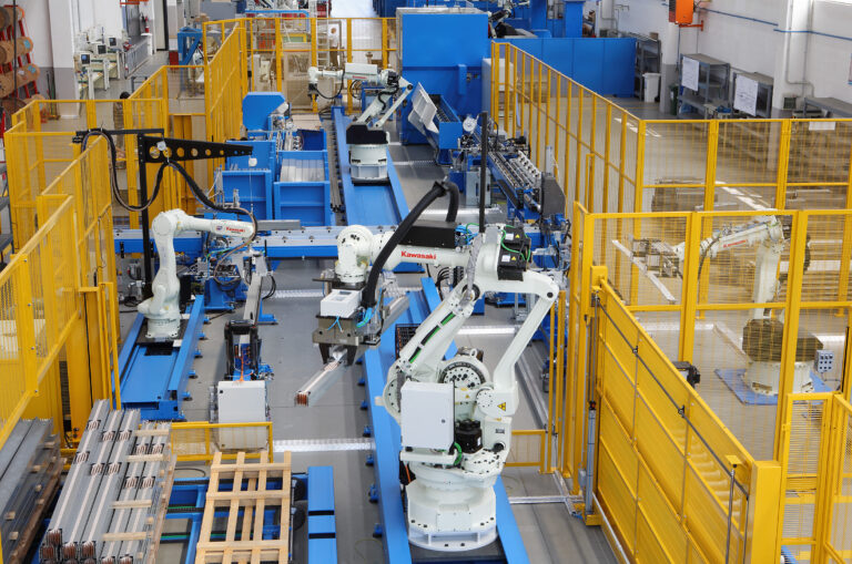 Robotica industriale: cos'è, come funziona e ambiti applicativi