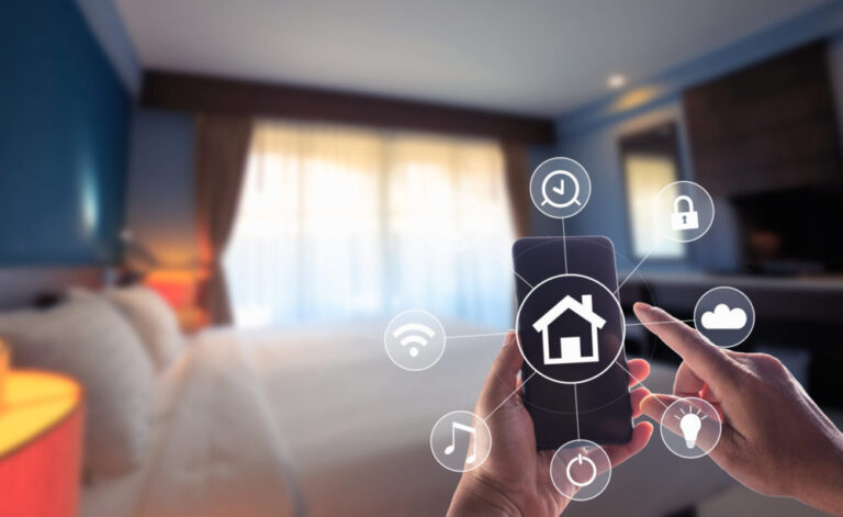 Vodafone per la smart home con V-Home Mini facendo e Samsung SmartThings